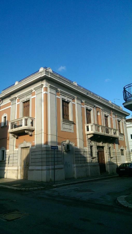 Palazzo Don Ruggiero Hotel San Ferdinando di Puglia Luaran gambar